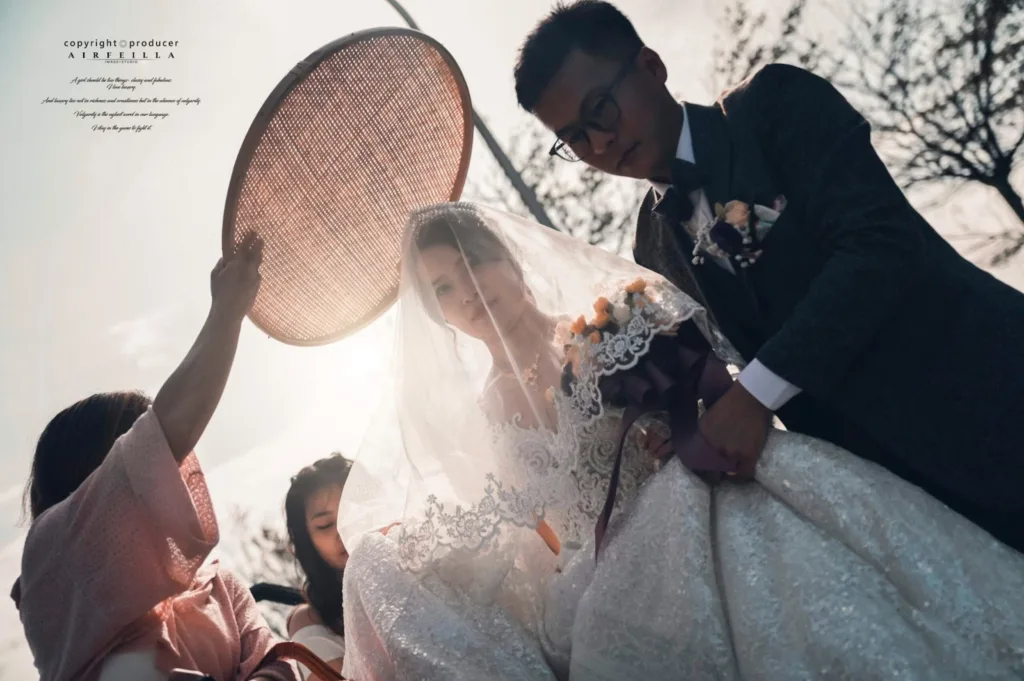 圖 / 與婚紗攝影同等重要的：婚禮攝影 - 迎娶。（ 作品來源：艾妃拉映像婚紗工作室 ）