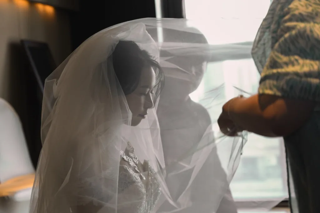 圖 / 婚禮紀錄作品：迎娶儀式的婚禮攝影。（ 作品來源：艾妃拉影像攝影工作室 ）