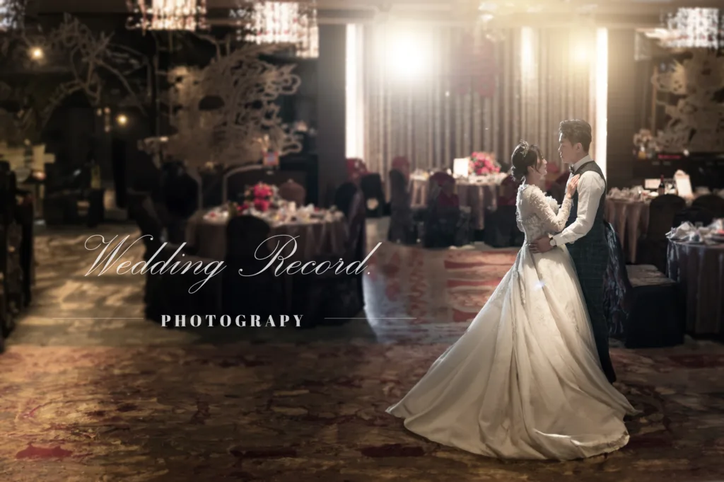 類婚紗 5 大特色 》讓婚禮當天也能營造「類似婚紗照」的浪漫！