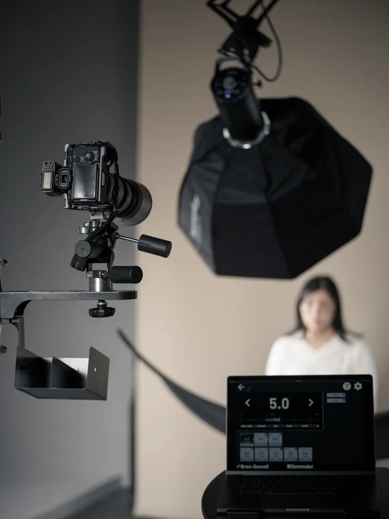 2025】證件照快拍機、攝影工作室該選哪個》3 個考量因素輕鬆決定- 微光靈感筆記